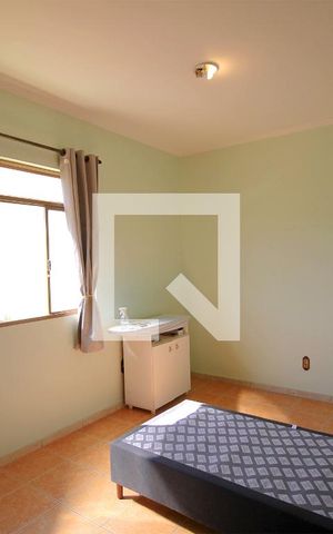 Casa à venda com 261m², 4 quartos e 2 vagasQuarto 4 - Externo