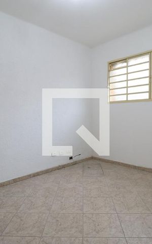 Casa à venda com 180m², 4 quartos e sem vagaSala de TV
