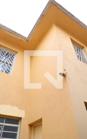 Casa à venda com 180m², 4 quartos e sem vagaQuintal