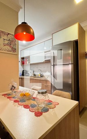 Apartamento à venda com 49m², 2 quartos e 1 vaga Apartamento à venda com 49m², 2 quartos e 1 vagaSala