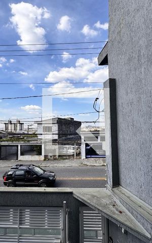 Apartamento à venda com 49m², 2 quartos e 1 vaga Apartamento à venda com 49m², 2 quartos e 1 vagaVista da Sacada