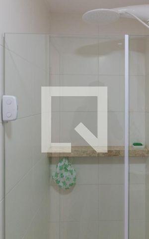Apartamento para alugar com 32m², 2 quartos e sem vaga Apartamento para alugar com 32m², 2 quartos e sem vagaBox Banheiro Social