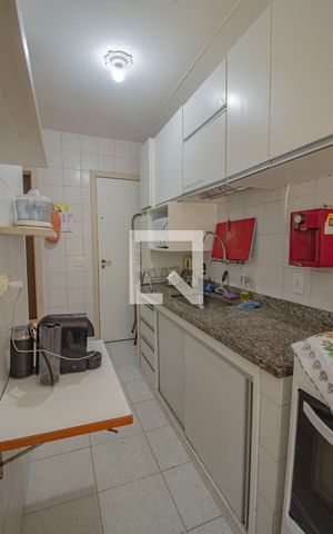 Apartamento à venda com 52m², 1 quarto e 1 vagaCozinha