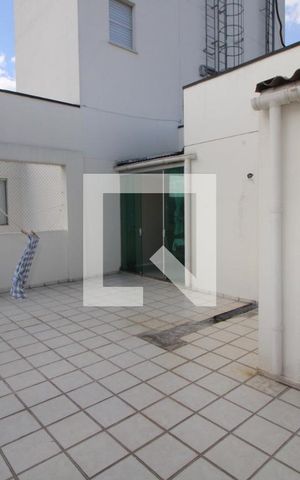 Apartamento à venda com 136m², 3 quartos e 1 vagaÁrea de Serviço