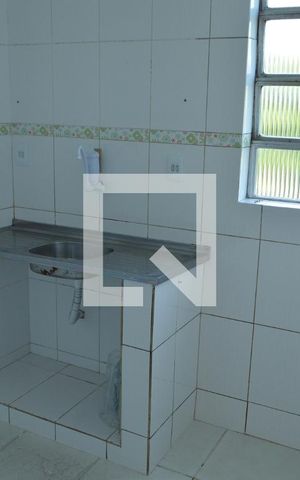 Casa à venda com 466m², 5 quartos e 8 vagas Casa à venda com 466m², 5 quartos e 8 vagasCozinha