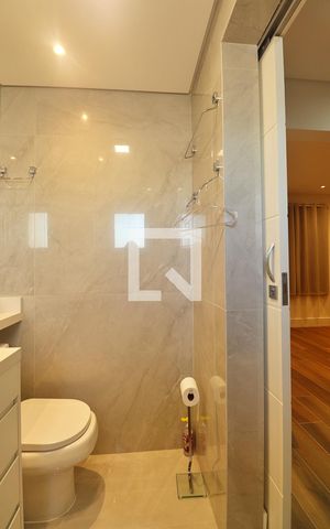 Apartamento à venda com 97m², 2 quartos e 4 vagasSuíte - Banheiro do Quarto 1