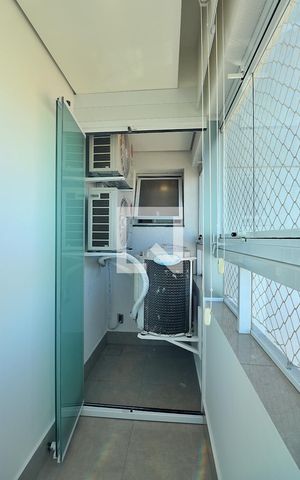 Apartamento à venda com 97m², 2 quartos e 4 vagasVaranda