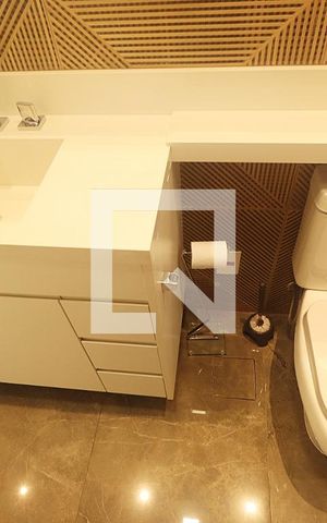 Apartamento à venda com 97m², 2 quartos e 4 vagasBanheiro Social