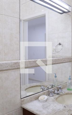 Casa à venda com 450m², 4 quartos e 4 vagasBanheiro Social 1