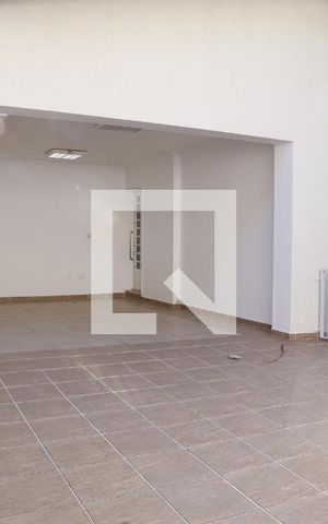 Casa à venda com 450m², 4 quartos e 4 vagasGaragem