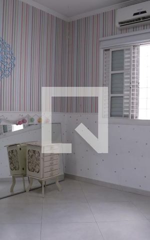 Casa à venda com 450m², 4 quartos e 4 vagasQuarto 2
