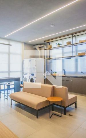 Studio à venda com 32m², 1 quarto e sem vaga Studio à venda com 32m², 1 quarto e sem vagaÁrea comum - Lavandeiria compartilhada