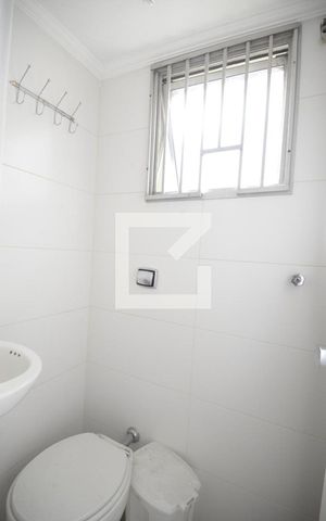 Apartamento para alugar com 90m², 2 quartos e 1 vagaBanheiro de Serviço