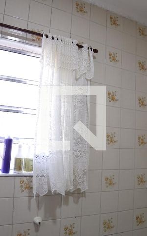 Casa à venda com 160m², 3 quartos e 1 vagaBanheiro - Casa 2