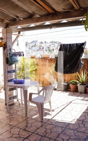 Casa à venda com 160m², 3 quartos e 1 vagaÁrea de Serviço
