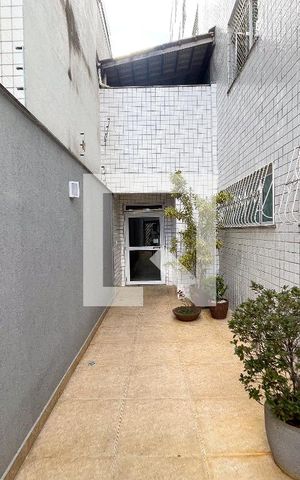 Apartamento à venda com 80m², 3 quartos e 2 vagas Apartamento à venda com 80m², 3 quartos e 2 vagasHall de entrada