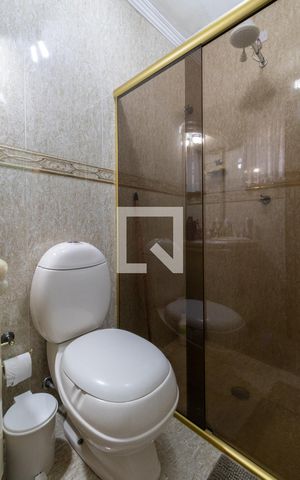Casa à venda com 350m², 3 quartos e 5 vagasBanheiro Suíte 2