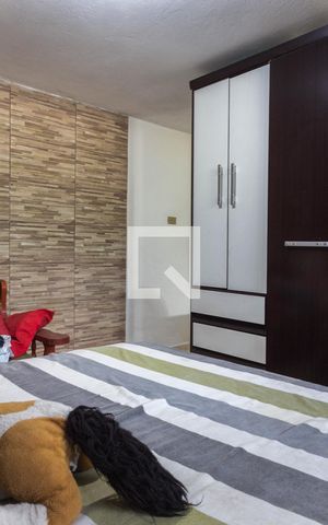 Casa à venda com 205m², 5 quartos e 3 vagas Casa à venda com 205m², 5 quartos e 3 vagasQuarto 1