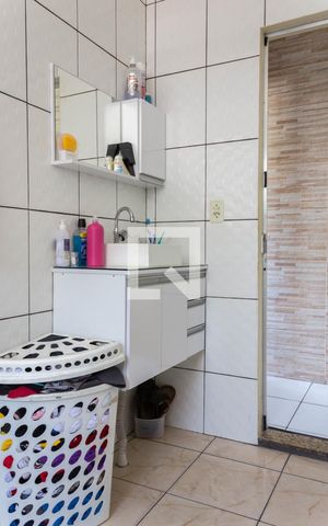 Casa à venda com 205m², 5 quartos e 3 vagas Casa à venda com 205m², 5 quartos e 3 vagasBanheiro