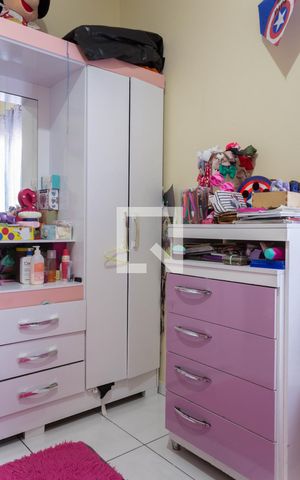 Casa à venda com 205m², 5 quartos e 3 vagas Casa à venda com 205m², 5 quartos e 3 vagasQuarto 1