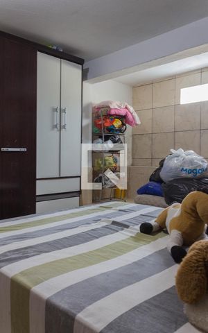Casa à venda com 205m², 5 quartos e 3 vagas Casa à venda com 205m², 5 quartos e 3 vagasQuarto 1