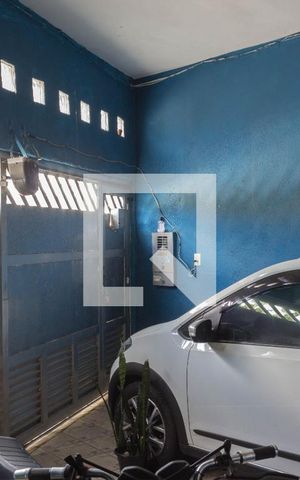 Casa à venda com 205m², 5 quartos e 3 vagas Casa à venda com 205m², 5 quartos e 3 vagasGaragem