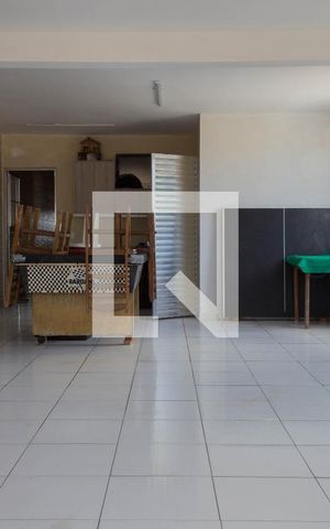 Casa à venda com 205m², 5 quartos e 3 vagas Casa à venda com 205m², 5 quartos e 3 vagasÁrea comum