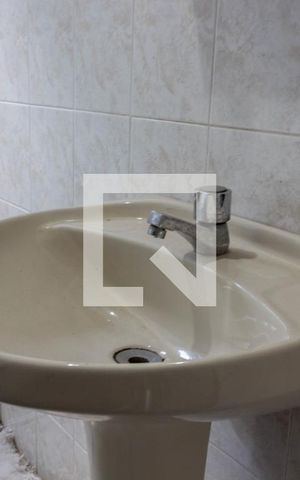 Casa à venda com 205m², 5 quartos e 3 vagas Casa à venda com 205m², 5 quartos e 3 vagasBanheiro