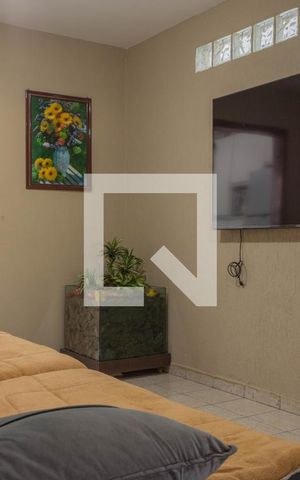 Casa à venda com 205m², 5 quartos e 3 vagas Casa à venda com 205m², 5 quartos e 3 vagasSala