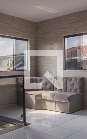 Casa à venda com 205m², 5 quartos e 3 vagas Casa à venda com 205m², 5 quartos e 3 vagasSala