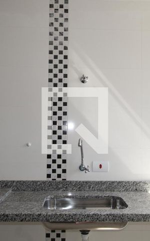 Apartamento à venda com 41m², 2 quartos e sem vagaSala/Cozinha e área de serviço
