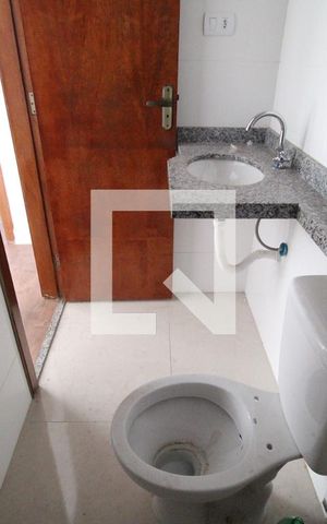 Apartamento à venda com 41m², 2 quartos e sem vagaBanheiro