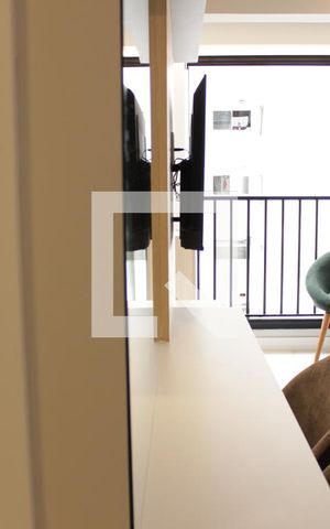 Apartamento à venda com 30m², 1 quarto e sem vagaSala e Quarto