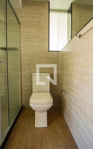 Apartamento à venda com 109m², 3 quartos e 1 vaga Apartamento à venda com 109m², 3 quartos e 1 vagaBanheiro da Suíte