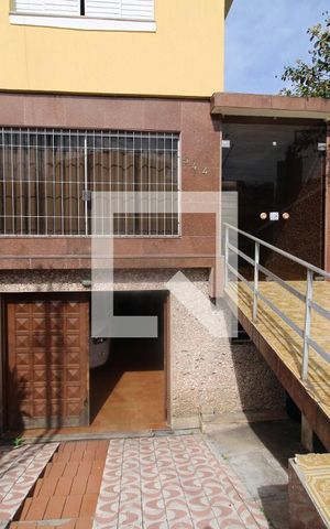 Casa à venda com 85m², 3 quartos e 3 vagasGaragem