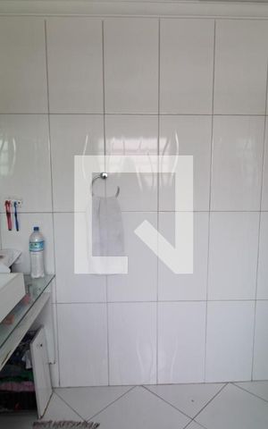 Casa à venda com 85m², 3 quartos e 3 vagasQuarto 2 - Banheiro