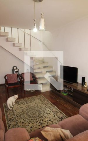 Casa à venda com 85m², 3 quartos e 3 vagasSala