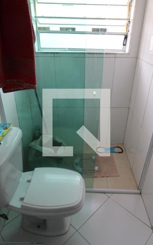 Casa à venda com 85m², 3 quartos e 3 vagasQuarto 1 - Banheiro