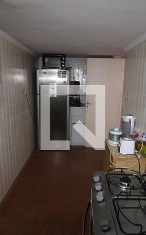 Casa à venda com 85m², 3 quartos e 3 vagasGaragem - Lazer