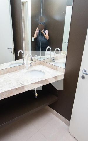 Apartamento para alugar com 302m², 4 quartos e 4 vagasLavabo
