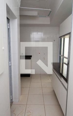 Apartamento para alugar com 302m², 4 quartos e 4 vagasÁrea de Serviço
