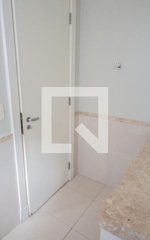 Apartamento para alugar com 302m², 4 quartos e 4 vagasBanheiro da Suíte 2