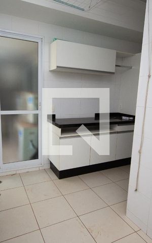 Apartamento para alugar com 302m², 4 quartos e 4 vagasÁrea de Serviço