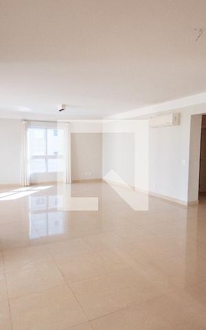 Apartamento para alugar com 302m², 4 quartos e 4 vagasSala