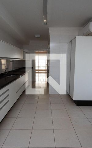 Apartamento para alugar com 302m², 4 quartos e 4 vagasCozinha