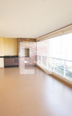 Apartamento para alugar com 302m², 4 quartos e 4 vagasÁrea Privativa