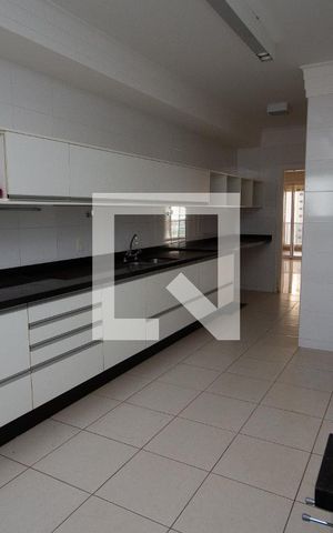 Apartamento para alugar com 302m², 4 quartos e 4 vagasCozinha