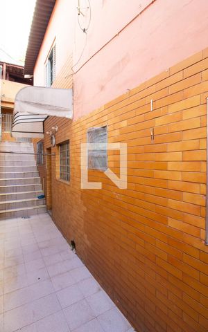 Casa à venda com 150m², 3 quartos e 2 vagas Casa à venda com 150m², 3 quartos e 2 vagasCorredor Externo