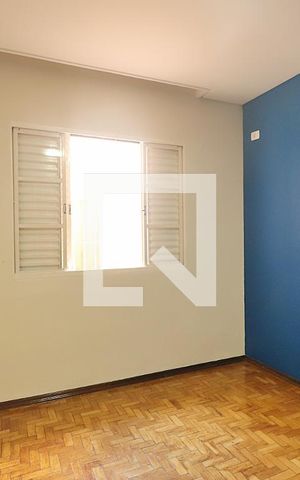 Casa à venda com 393m², 4 quartos e 2 vagasQuarto 2