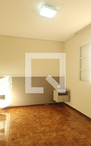 Casa à venda com 393m², 4 quartos e 2 vagasSuíte - Quarto 1